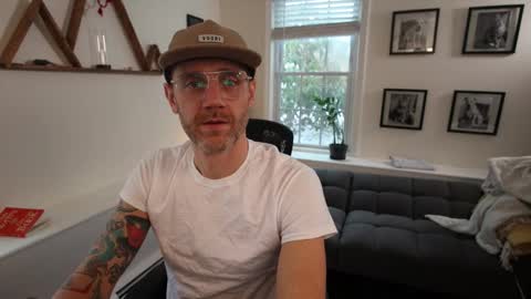 BradBronton online show from 02-18-26, 07:32