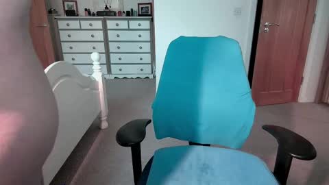 Snapshot of bradley77777 chatting on 01-17-25, 03:32 bradley77777 online show from 01-17-25, 03:32