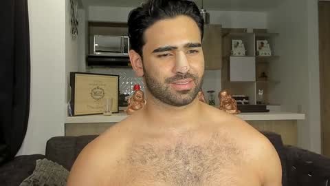 bradleymartin7 online show from 01-28-25, 05:22