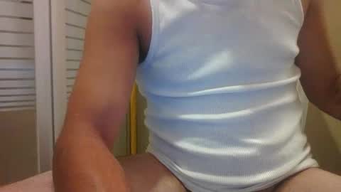 Snapshot of bradynoggle chatting on 10-02-25, 01:51 bradynoggle online show from 10-02-25, 01:51