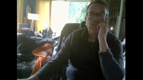 bradysboy online show from 05-04-26, 10:44