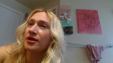 i am a naughty jedi knight online show from 04-24-26, 10:23