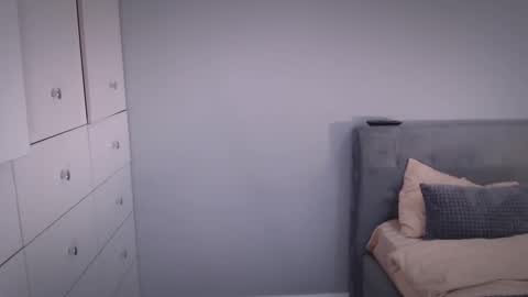 Snapshot of brakein18 chatting on 10-04-25, 07:01 Nick and Molly online show from 10-04-25, 07:01