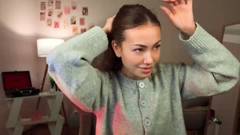 Lilly online show from 12-16-25, 12:32