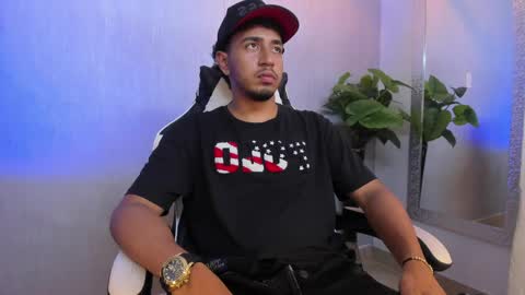 Brand  online show from 04-25-26, 01:41