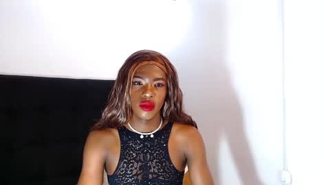 Snapshot of brandi_ross_ chatting on 03-06-25, 01:37 Brandy online show from 03-06-25, 01:37