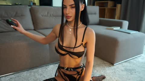 Brandi online show from 03-04-25, 09:18