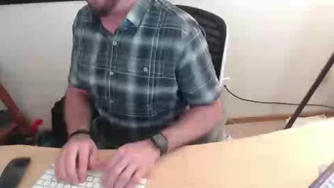 Snapshot of brandondot chatting on 02-20-26, 06:08 brandondot online show from 02-20-26, 06:08