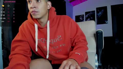 Snapshot of brandonlavitt chatting on 02-13-25, 10:44 Brandon Lavitt online show from 02-13-25, 10:44