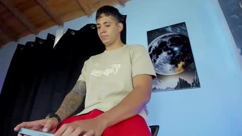 Snapshot of brandonlavitt chatting on 09-09-25, 11:21 Brandon Lavitt online show from 09-09-25, 11:21