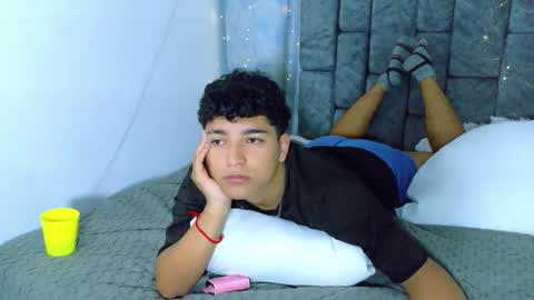 Snapshot of brandonwesly chatting on 03-18-26, 02:09 BRANDON online show from 03-18-26, 02:09