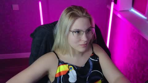 Snapshot of brandy__stars chatting on 01-23-25, 05:45 Belle online show from 01-23-25, 05:45