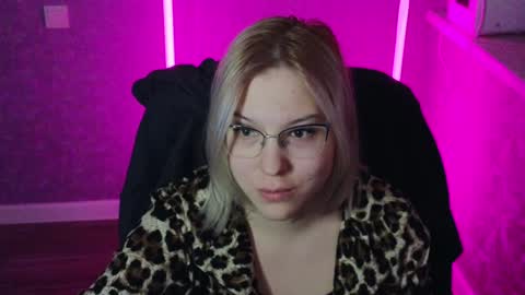 Snapshot of brandy__stars chatting on 01-29-25, 12:33 Belle online show from 01-29-25, 12:33