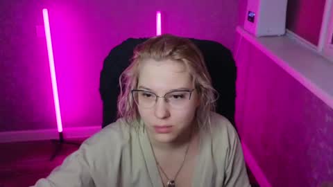 Snapshot of brandy__stars chatting on 01-31-25, 01:54 Belle online show from 01-31-25, 01:54