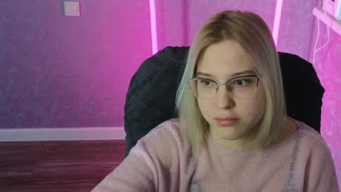 Snapshot of brandy__stars chatting on 02-06-25, 05:03 Belle online show from 02-06-25, 05:03