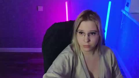 Snapshot of brandy__stars chatting on 02-13-25, 06:09 Belle online show from 02-13-25, 06:09