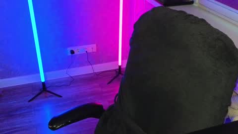 Snapshot of brandy__stars chatting on 02-27-25, 02:10 Belle online show from 02-27-25, 02:10