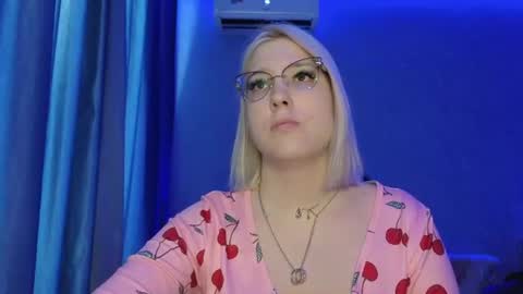 Belle  online show from 06-12-26, 10:03