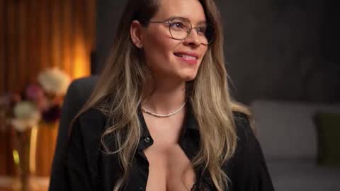 Snapshot of brandywhite chatting on 12-03-25, 05:37 Alex online show from 12-03-25, 05:37