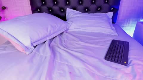   online show from 12-07-24, 11:45