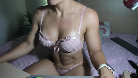 Snapshot of brasilianmarried chatting on 03-07-25, 09:59 Carolina Ferrari online show from 03-07-25, 09:59