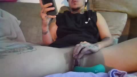 Snapshot of brasiliantboy chatting on 10-29-25, 03:42 brasiliantboy online show from 10-29-25, 03:42