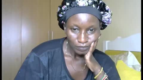 brat_bubble online show from 02-16-25, 05:04