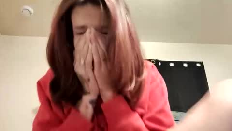 Snapshot of bratlips chatting on 11-08-25, 09:31 bratlips online show from 11-08-25, 09:31