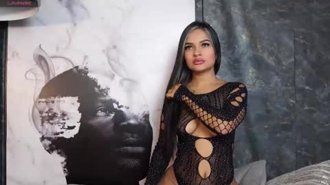 Snapshot of bratz_luxxxury chatting on 11-20-25, 06:51 Bratz Luxxxury online show from 11-20-25, 06:51