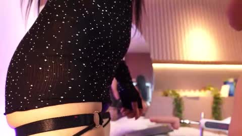 Snapshot of bratz_luxxxury chatting on 12-15-25, 07:07 Bratz Luxxxury online show from 12-15-25, 07:07