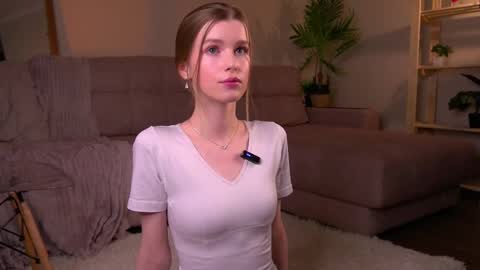 Snapshot of brave_journey chatting on 03-08-25, 08:03 Eli online show from 03-08-25, 08:03