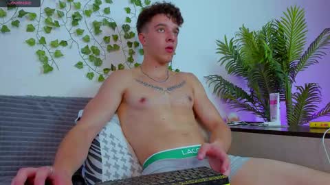 Johny Bravo online show from 09-11-25, 11:54