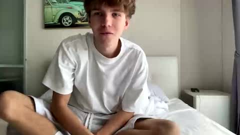 Snapshot of braxiboy chatting on 10-10-25, 08:13 Brax online show from 10-10-25, 08:13