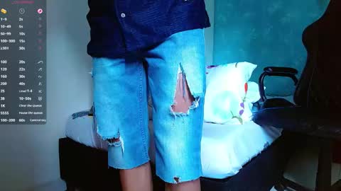 Snapshot of bray_hotboy chatting on 01-05-25, 05:51 Bray Hotboy online show from 01-05-25, 05:51