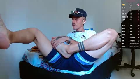 Snapshot of bray_hotboy chatting on 09-26-25, 03:05 Bray Hotboy online show from 09-26-25, 03:05