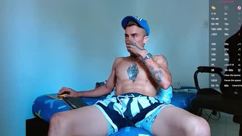 Snapshot of bray_hotboy chatting on 12-02-25, 07:31 Bray Hotboy online show from 12-02-25, 07:31