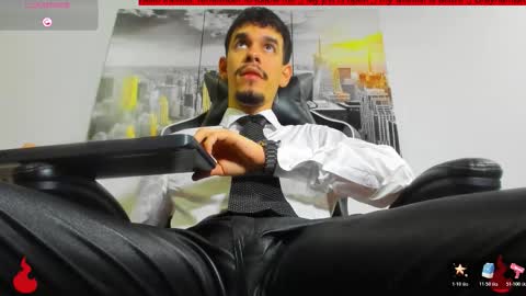 Snapshot of brayhambrown chatting on 11-12-25, 12:33 brayhambrown online show from 11-12-25, 12:33