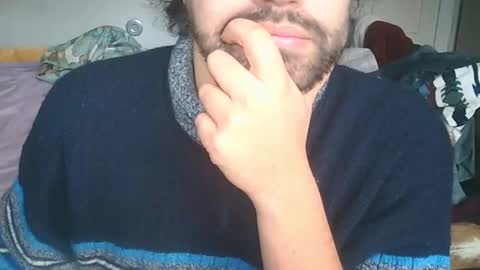 Snapshot of bread89_ chatting on 12-12-24, 11:40 Bread89 online show from 12-12-24, 11:40