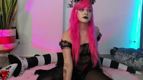 Rei  online show from 01-21-25, 03:59