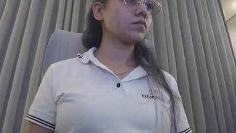 breakfastwithtiffanys online show from 10-21-25, 01:45