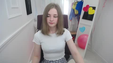Bree online show from 04-27-26, 01:20