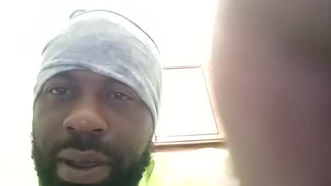 Snapshot of breeze316 chatting on 09-22-25, 10:17 breeze316 online show from 09-22-25, 10:17