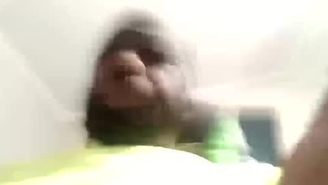 Snapshot of breeze316 chatting on 10-02-25, 10:22 breeze316 online show from 10-02-25, 10:22