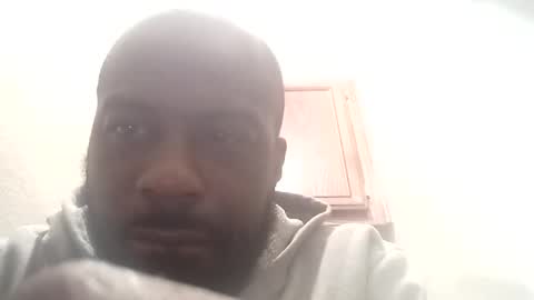 Snapshot of breeze316 chatting on 10-14-25, 10:05 breeze316 online show from 10-14-25, 10:05