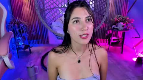 Snapshot of brenda1307 chatting on 05-15-26, 11:34 Brenda moris online show from 05-15-26, 11:34