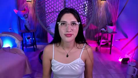 Snapshot of brenda1307 chatting on 05-18-26, 10:37 Brenda moris online show from 05-18-26, 10:37