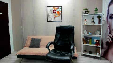 Snapshot of brenda_skye chatting on 02-12-25, 10:46 Brenda Skye online show from 02-12-25, 10:46