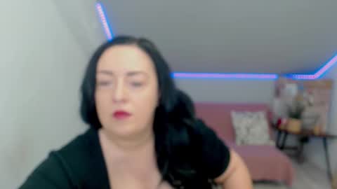 Snapshot of brenda_skye chatting on 09-23-25, 03:31 Brenda Skye online show from 09-23-25, 03:31