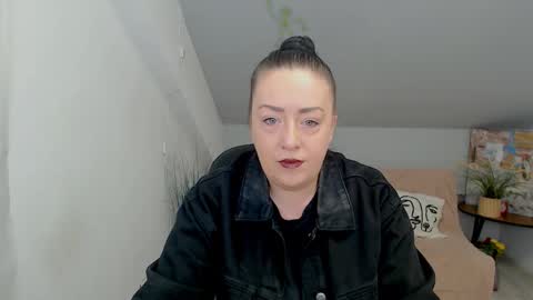 Snapshot of brenda_skye chatting on 11-04-25, 03:05 Brenda Skye online show from 11-04-25, 03:05