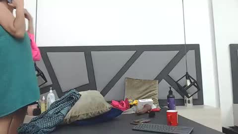 BRENDA VELASQUEZ online show from 03-05-25, 03:18